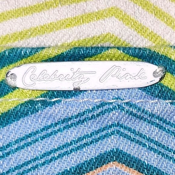 Celebrity Pink Green Yellow & Pink Chevron Print Frayed Edge Denim Shorts Size 3 - Picture 6 of 9